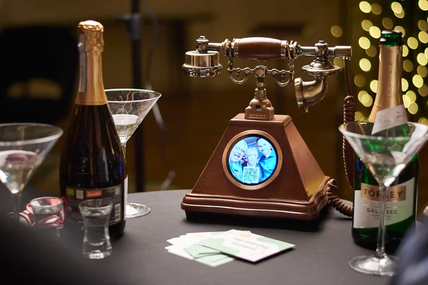 Livre d'or vidéo & photobooth parfait comme décoration de mariage Livre d'or vidéo & photobooth parfait comme décoration de mariage