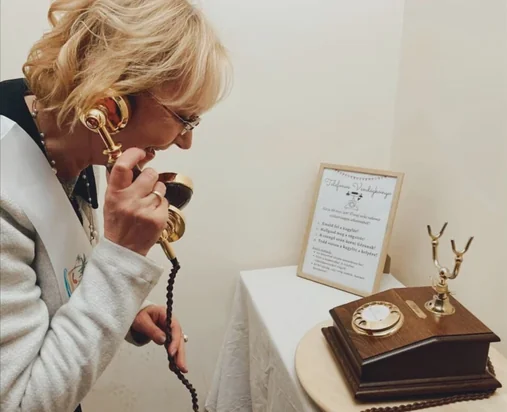 Guestbook video & photobooth nuntă colț memorie experiență interactivă